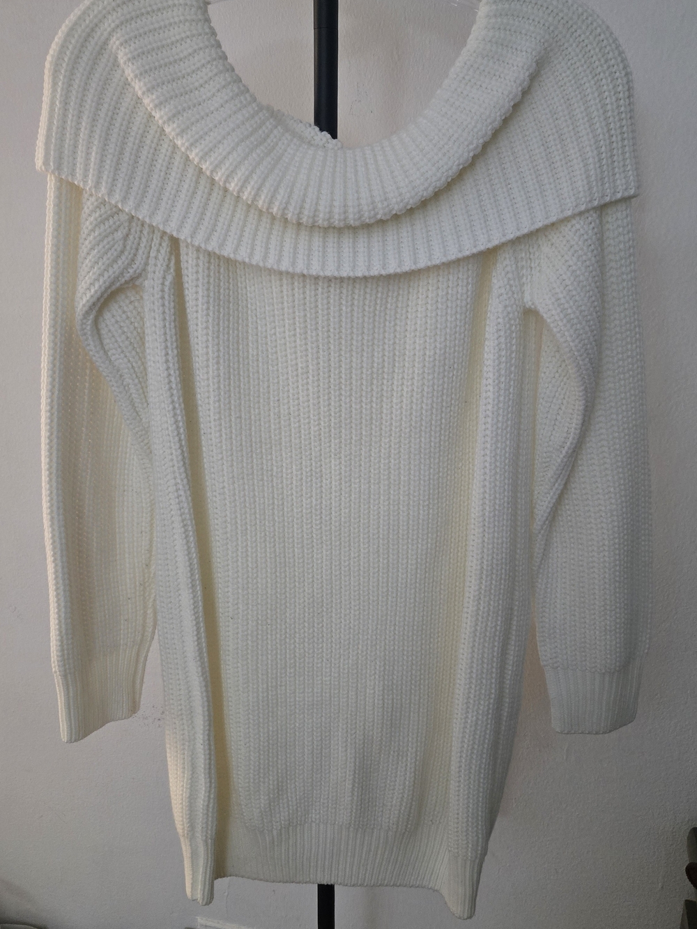 Forever 21 Off-the-Shoulder Ribbed Cream Sweater